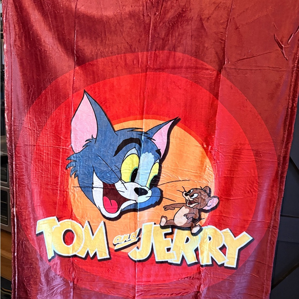 Tom and Jerry Red Cartoon Throw Blanket - Unbranded